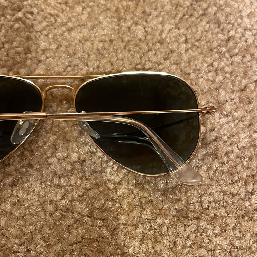Ray-Ban Gold Aviator Sunglasses - Picture 5 of 16